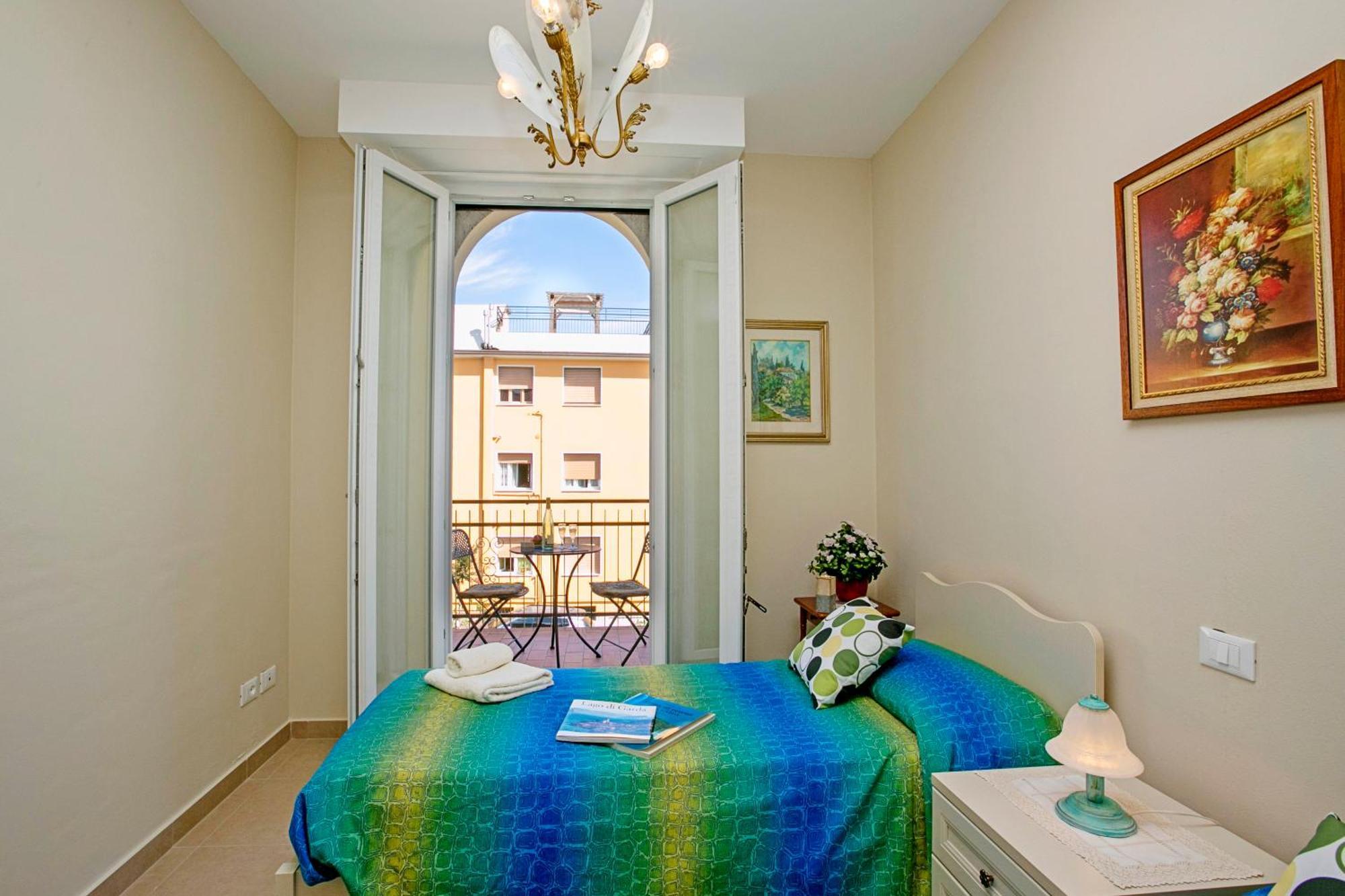Villa Mimosa - Appartamento 2 - Happy Rentals Desenzano del Garda Exterior foto